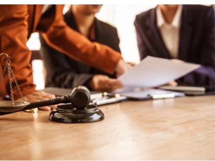 Novi, MI child custody lawyer